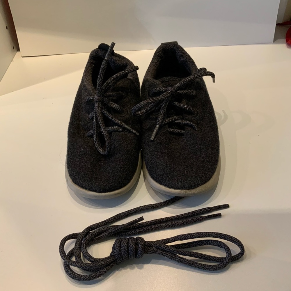 Allbirds Smallbirds kids sneakers size 10 T10